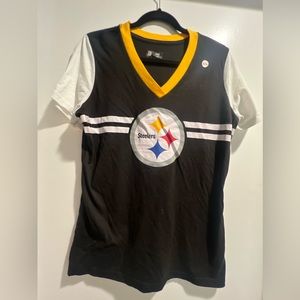 New! Women’s XL Steelers shirt!